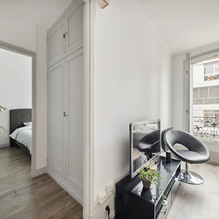 Apartment Pasteur Montparnasse - Dulac 1bdr - B'your Paris